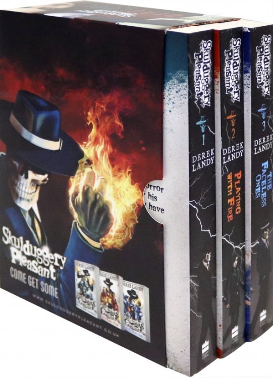 Skulduggery Pleasant. Books 1-3 box set (количество томов: 3)